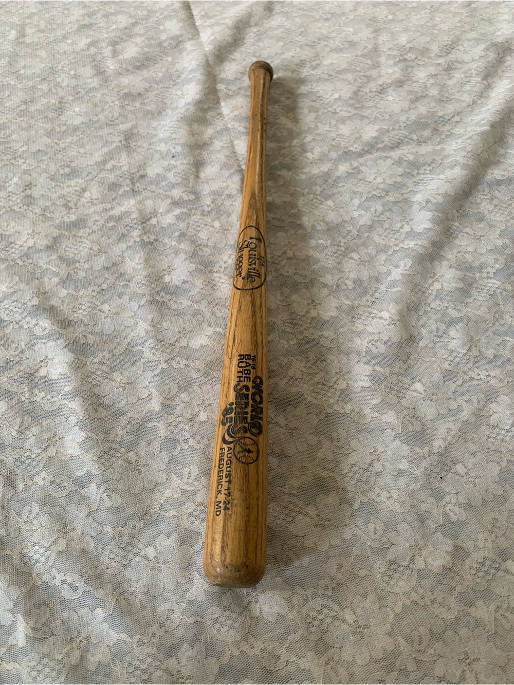 Vintage 1985 Babe Ruth League World Series Louisville Slugger 16" Mini Bat